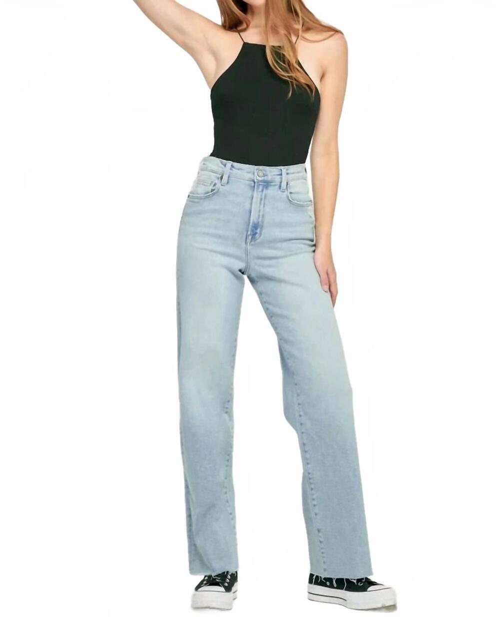 NEW HIDDEN logan clean classic stretch dad jeans in light wash